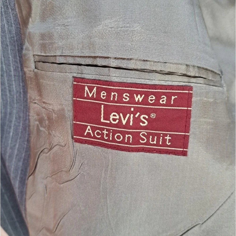 Levi's Sport Coat Men's 44R‎ Menswear Action Jacket Gray Pinstripe Pre-owned